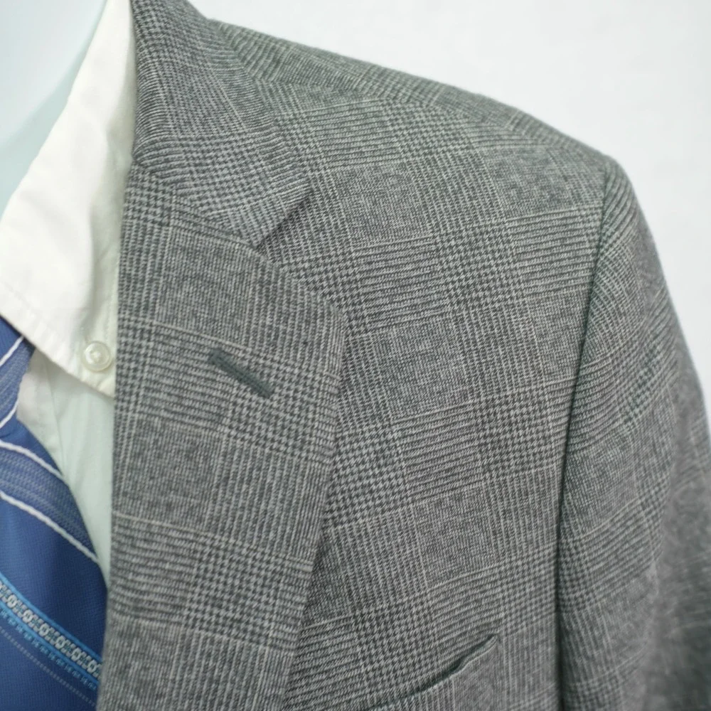 Banana Republic Tailored Fit Men's Wool Blend Plaid Gray Blazer 36S Tagged‎ 38S